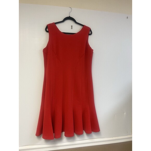 Lane Bryan  Bright Red Fit & Flare Dress  Knee Length Zip Holidays Size 14-16 - Picture 1 of 10